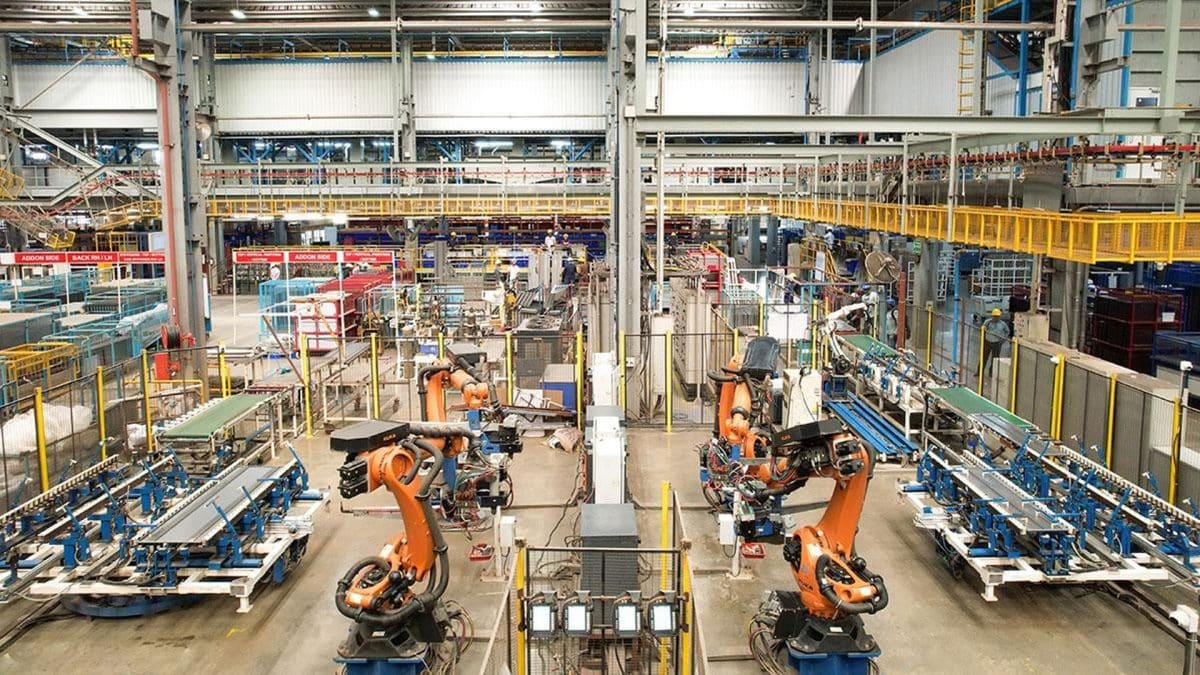 India’s Industrial Output Expands 4.9% in April 2026 Under New FY23 Base Year Series