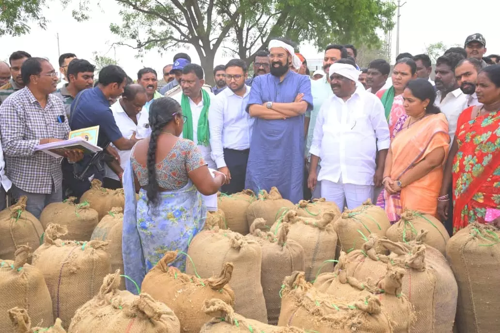 Uttam Orders Faster Paddy Procurement After Rain Forecast Uttam Orders Faster Paddy Procurement After Rain Forecast