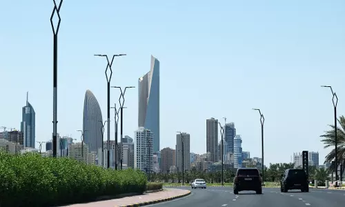 Kuwait Intercepts Missiles, Drones as Iran Claims Strike on US Bases