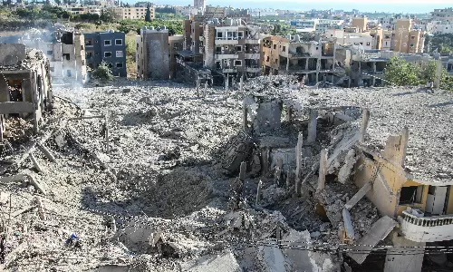 Lebanon Reports Israeli Attacks Following Conditional Truce Announcement