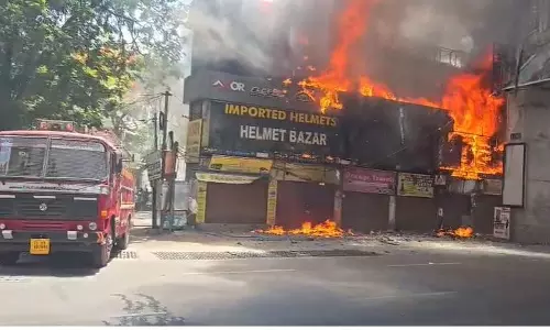 Hyderabad: Massive Fire Breaks Out At Ameerpet Shopping Complex