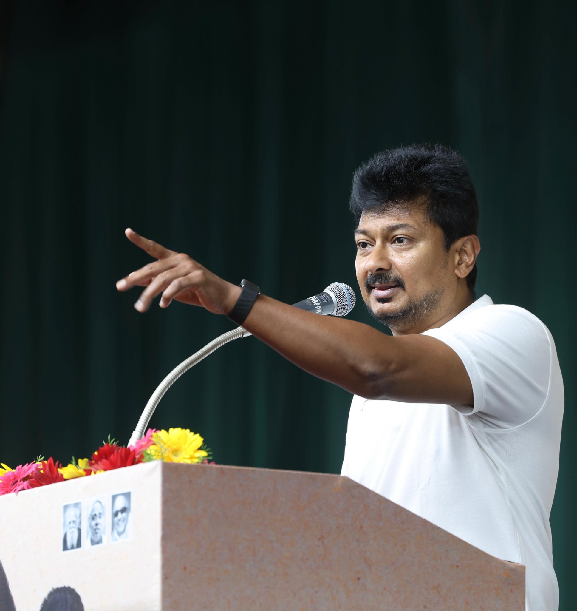 Udhayanidhi Slams Arrest of Farmers Heading to Delhi for Mekedatu Protest