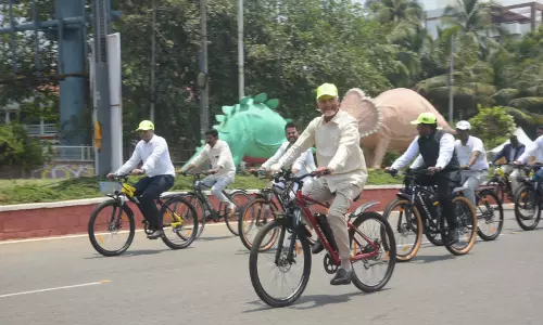 CM Naidu Leads Net Zero Drive At AU