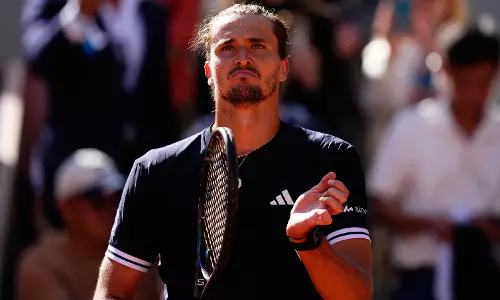 French Open 2026: Zverev Eases Past Mensik To Reach Second Final