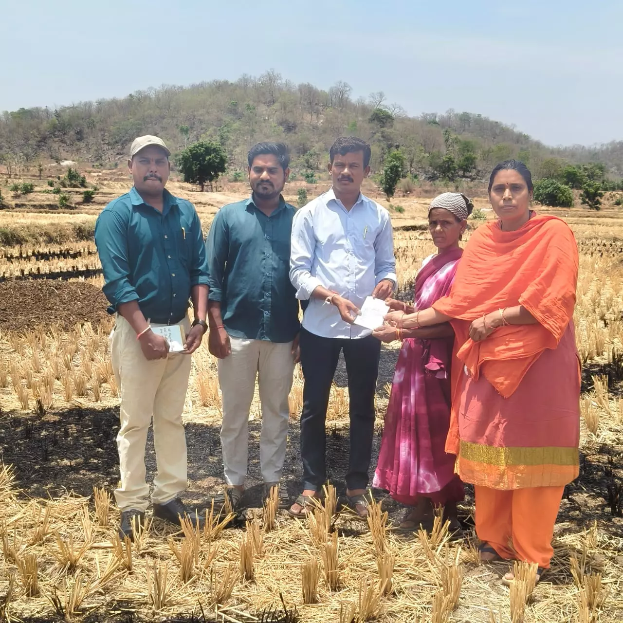 Telangana: 8 Farmers Fined ₹5,000 For Burning Stubble In Jagtial Telangana: 8 Farmers Fined ₹5,000 For Burning Stubble In Jagtial