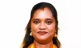 DMK Serves Defamation Notice on TVK MLA Pallavi Over Power Cut Allegations DMK Serves Defamation Notice on TVK MLA Pallavi Over Power Cut Allegations