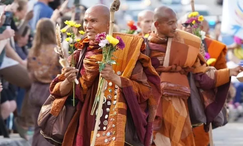 Buddhist Monk In Delhi For Peace Walk Buddhist Monk In Delhi For Peace Walk