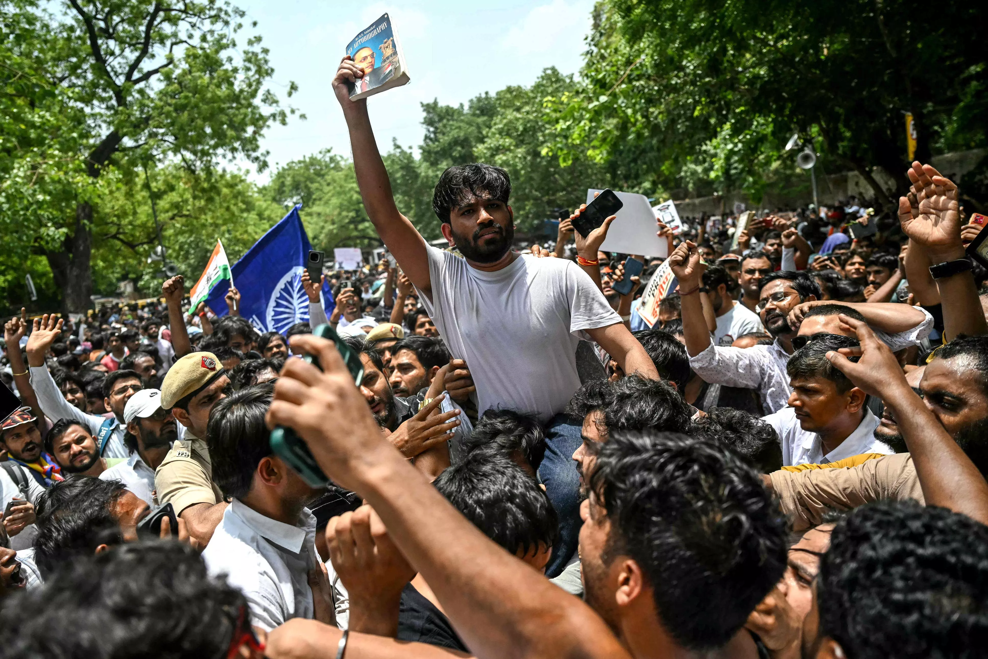 Dipke Gives June 13 Deadline to Pradhan, Threatens Nationwide Protest Dipke Gives June 13 Deadline to Pradhan, Threatens Nationwide Protest