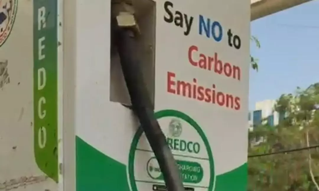 Thieves Steal EV Charging Guns, Cables Thieves Steal EV Charging Guns, Cables