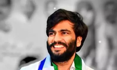 Police Question YSRC Leader For Comments Over Minister Bharat