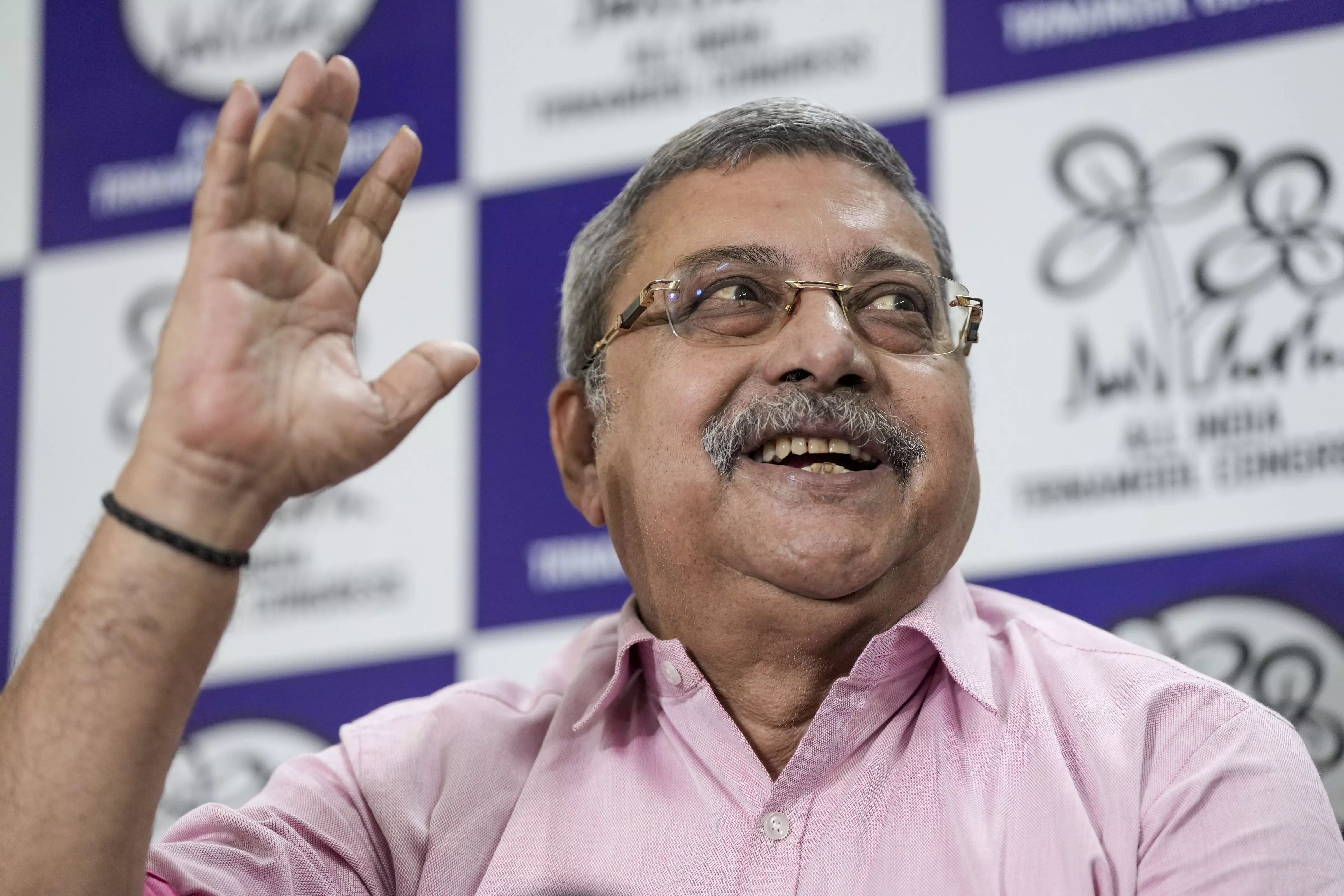 TMC Faces Major Split as 19 MPs Rebel, Seek Separate Faction | Quick Digest