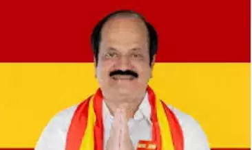 Notice To 4 AIADMK MLAs Who Resigned