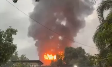 Bengal: Thousands Of EVMs Destroyed In Alipore Blaze; Report Being Sent To EC Bengal: Thousands Of EVMs Destroyed In Alipore Blaze; Report Being Sent To EC