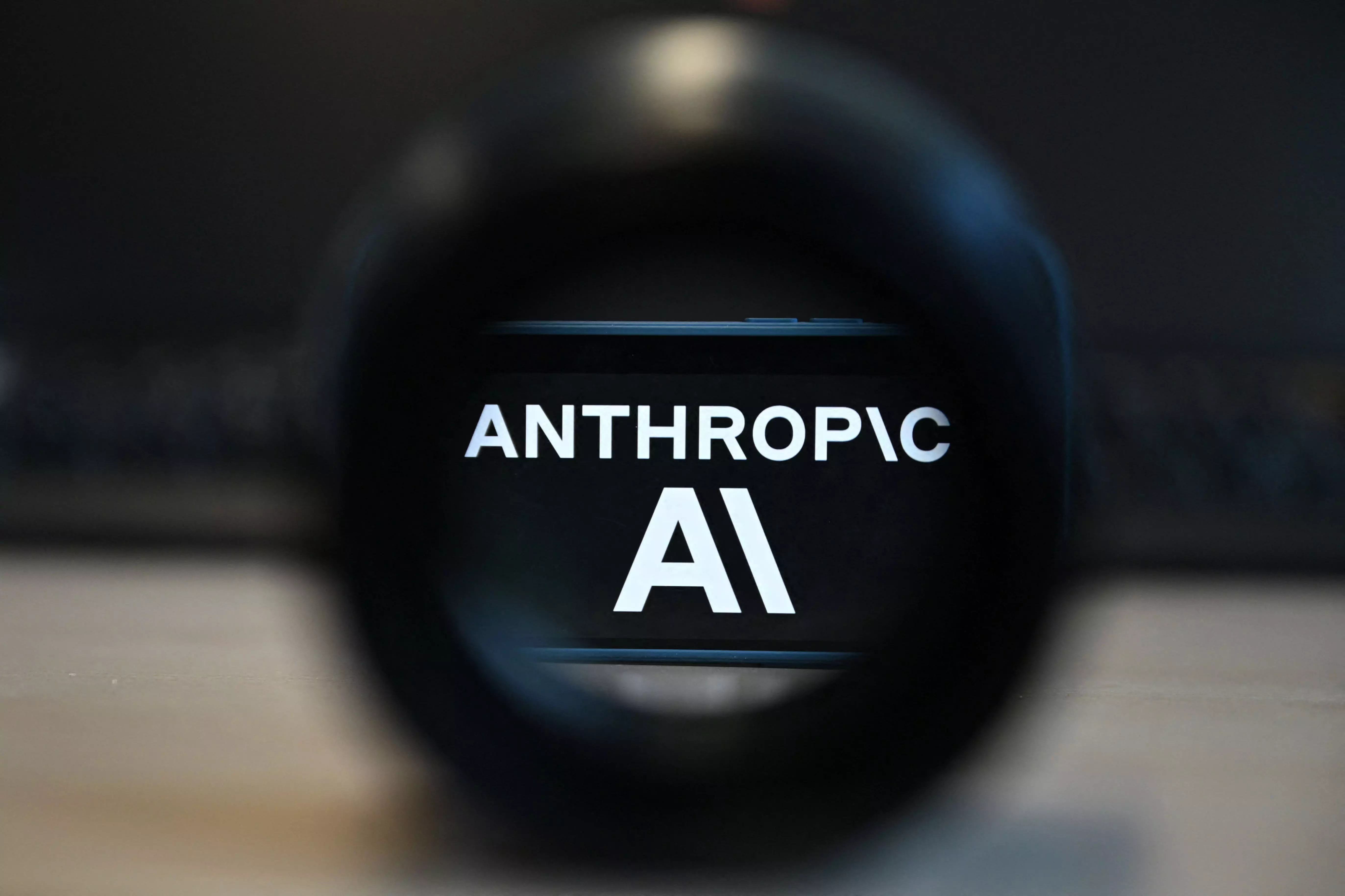 US Orders Anthropic To Halt Foreign Access To Its Most Advanced AI Models US Orders Anthropic To Halt Foreign Access To Its Most Advanced AI Models