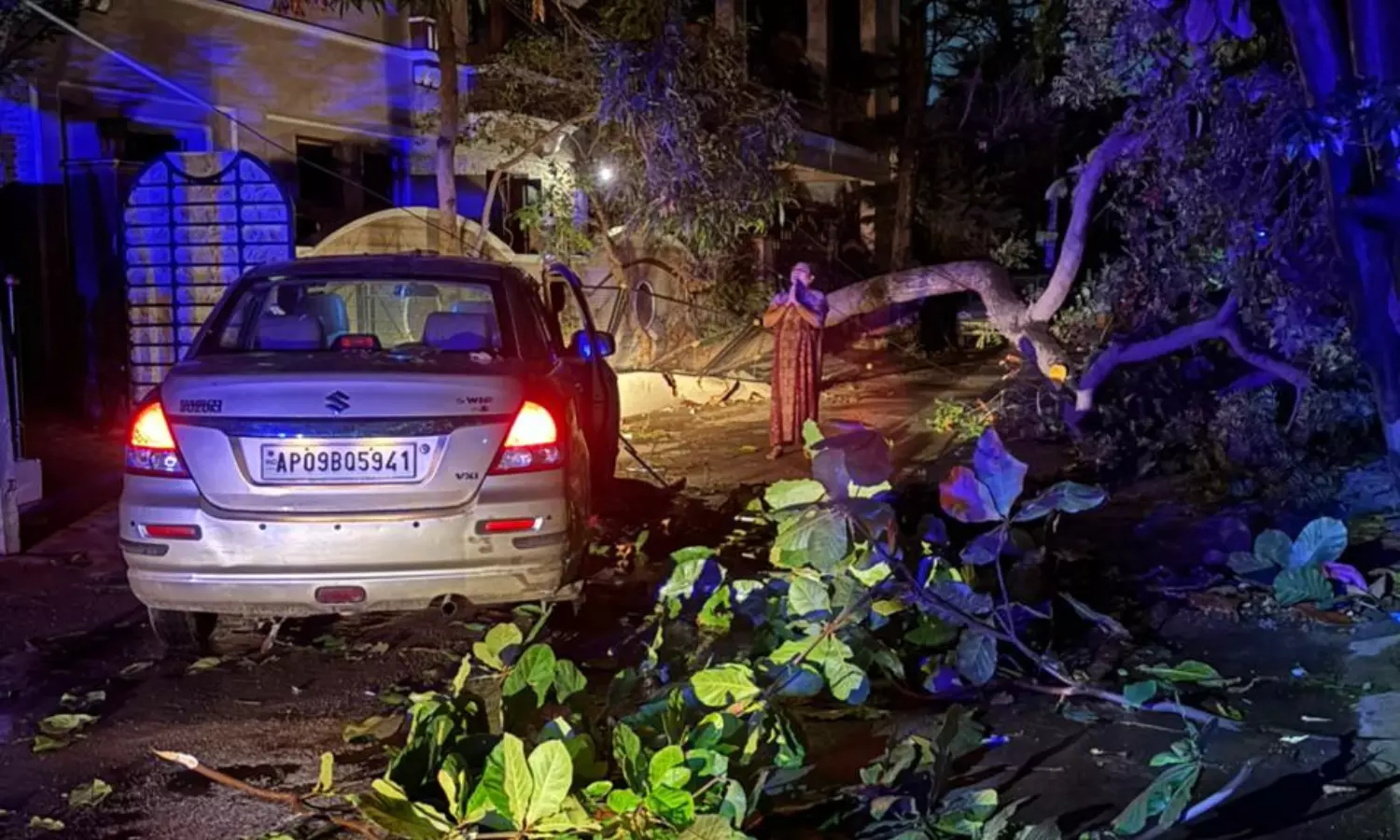 Hyderabad: Father, Daughter Electrocuted in Alwal Amid Rain Hyderabad: Father, Daughter Electrocuted in Alwal Amid Rain
