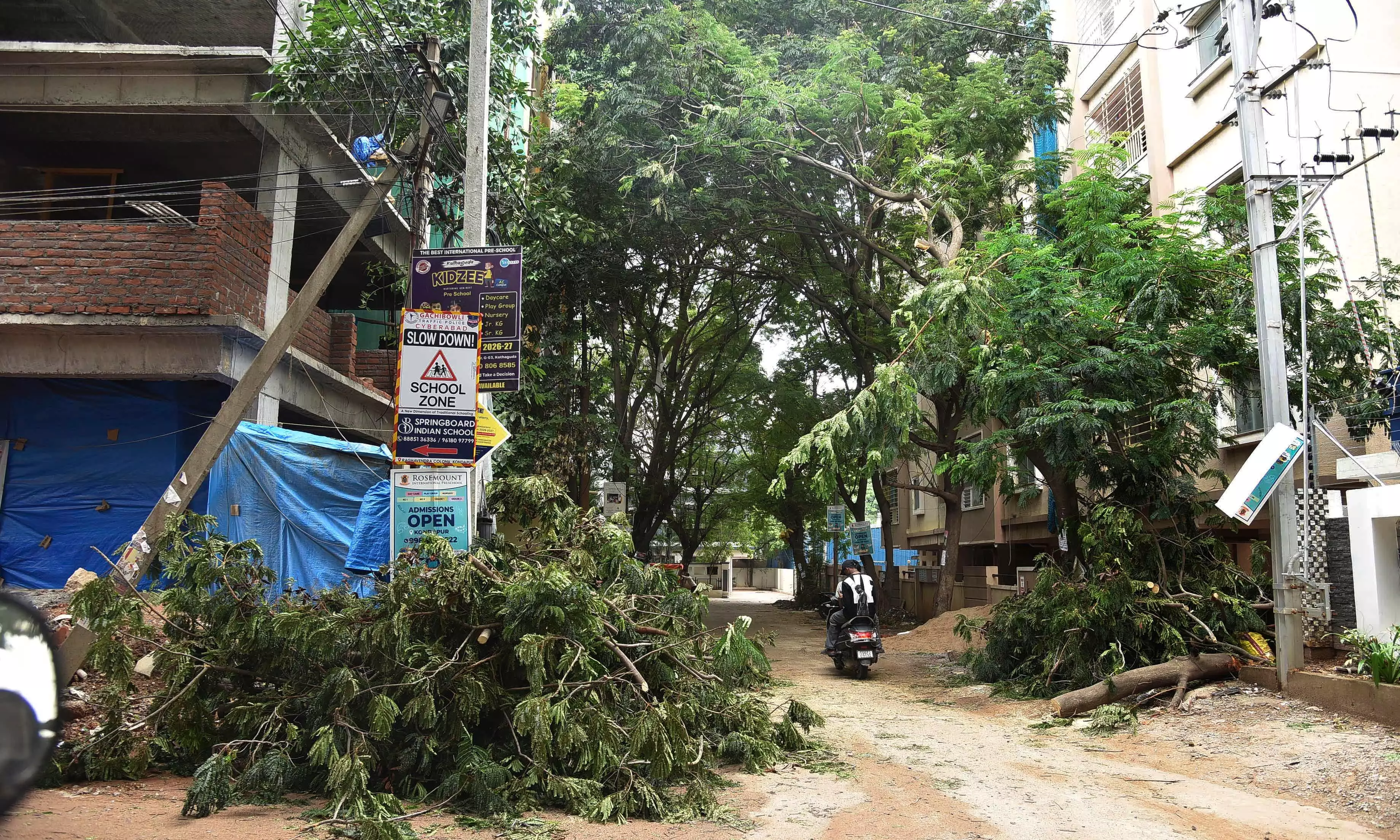 Heavy Rains on Friday Cause Damage Across West Hyderabad Heavy Rains on Friday Cause Damage Across West Hyderabad