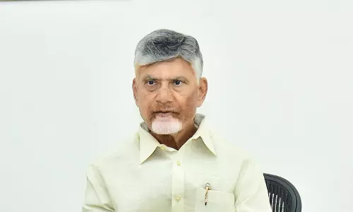 Andhra Pradesh Neta Natter | Naidu Takes To ‘Hiss-tory’ To Warn Friends