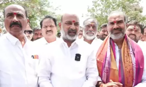 Revanth’s Cooperation Helping Telangana Get More Central Funds: Bandi Sanjay Revanth’s Cooperation Helping Telangana Get More Central Funds: Bandi Sanjay