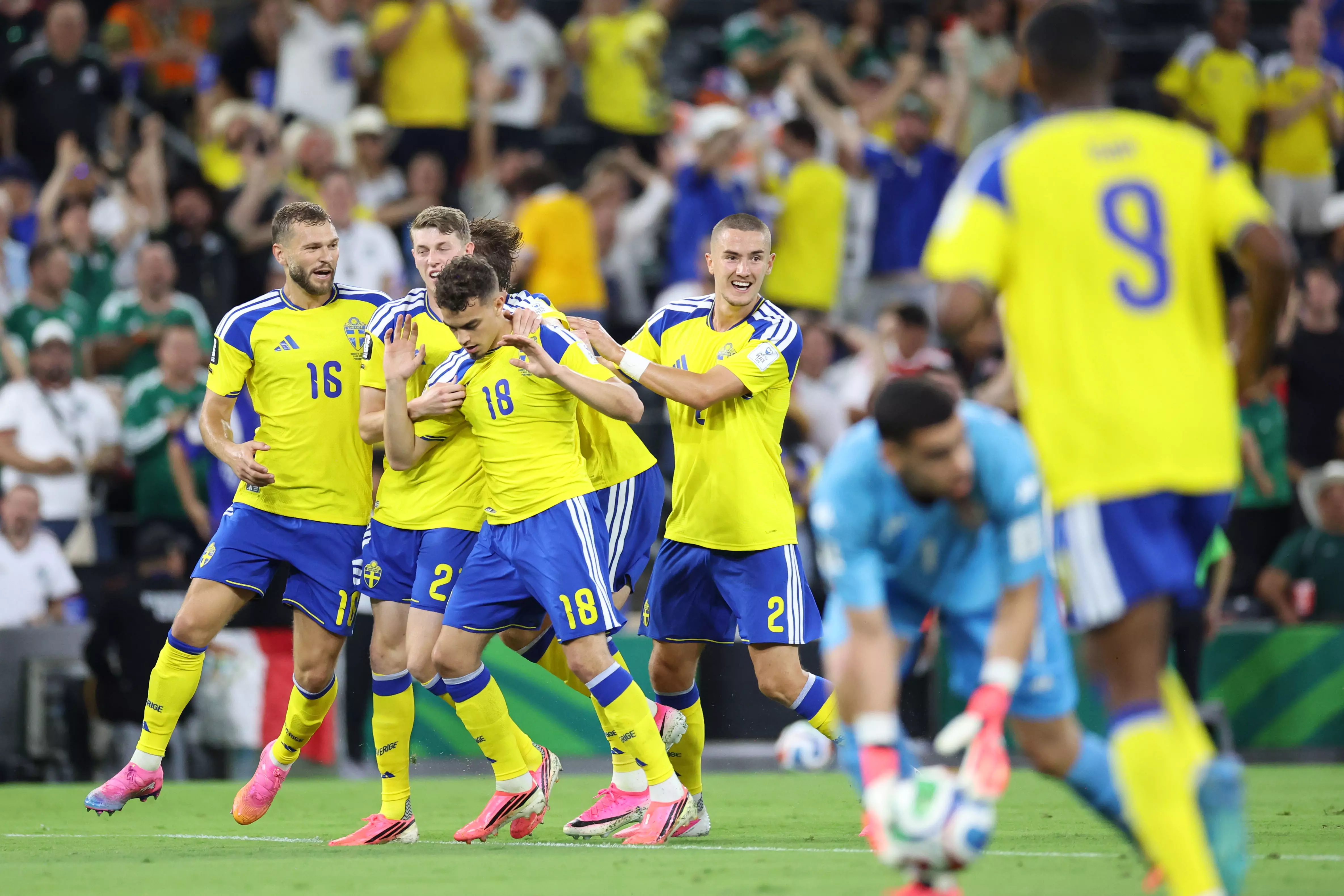 FIFA Weltmeisterschaft 2026: Ayari glänzt beim 5:1-Sieg Schwedens gegen ...