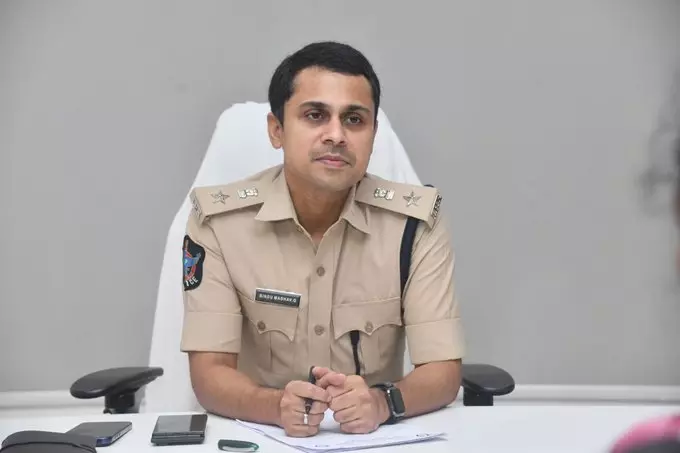 No Breakthrough Yet in Missing Girl Case: SP G. Bindu Madhav No Breakthrough Yet in Missing Girl Case: SP G. Bindu Madhav