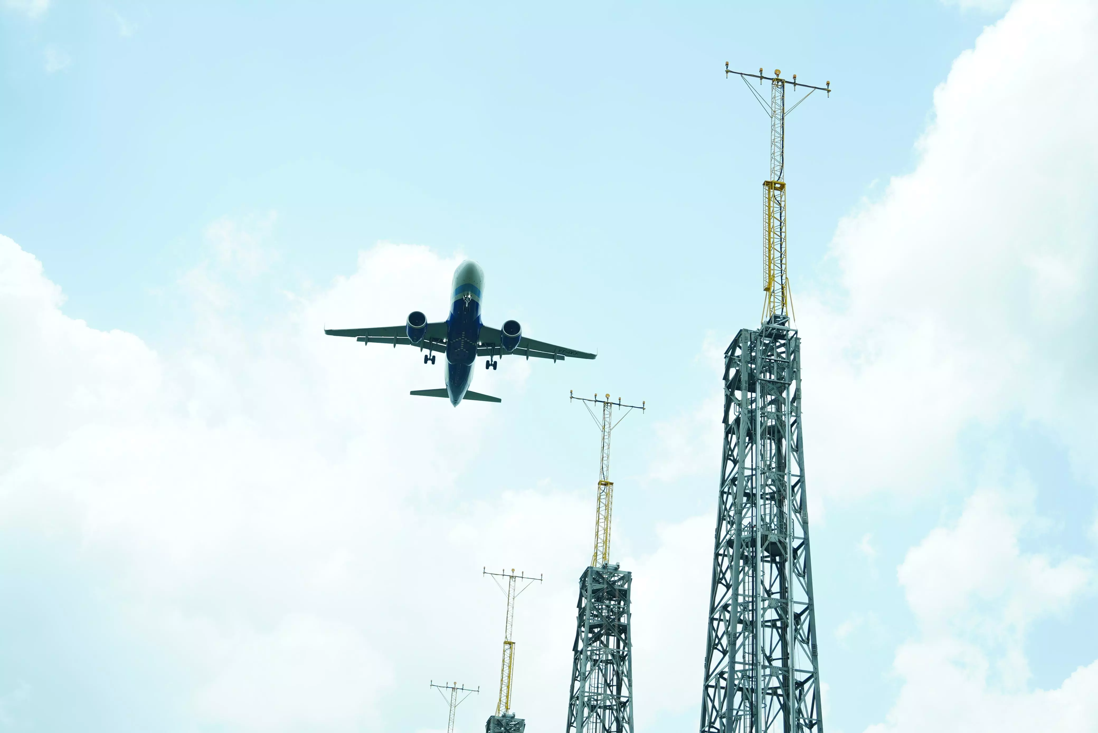 Mangaluru Airport Commissions Tower-Mounted Lighting System, Second In Asia Mangaluru Airport Commissions Tower-Mounted Lighting System, Second In Asia