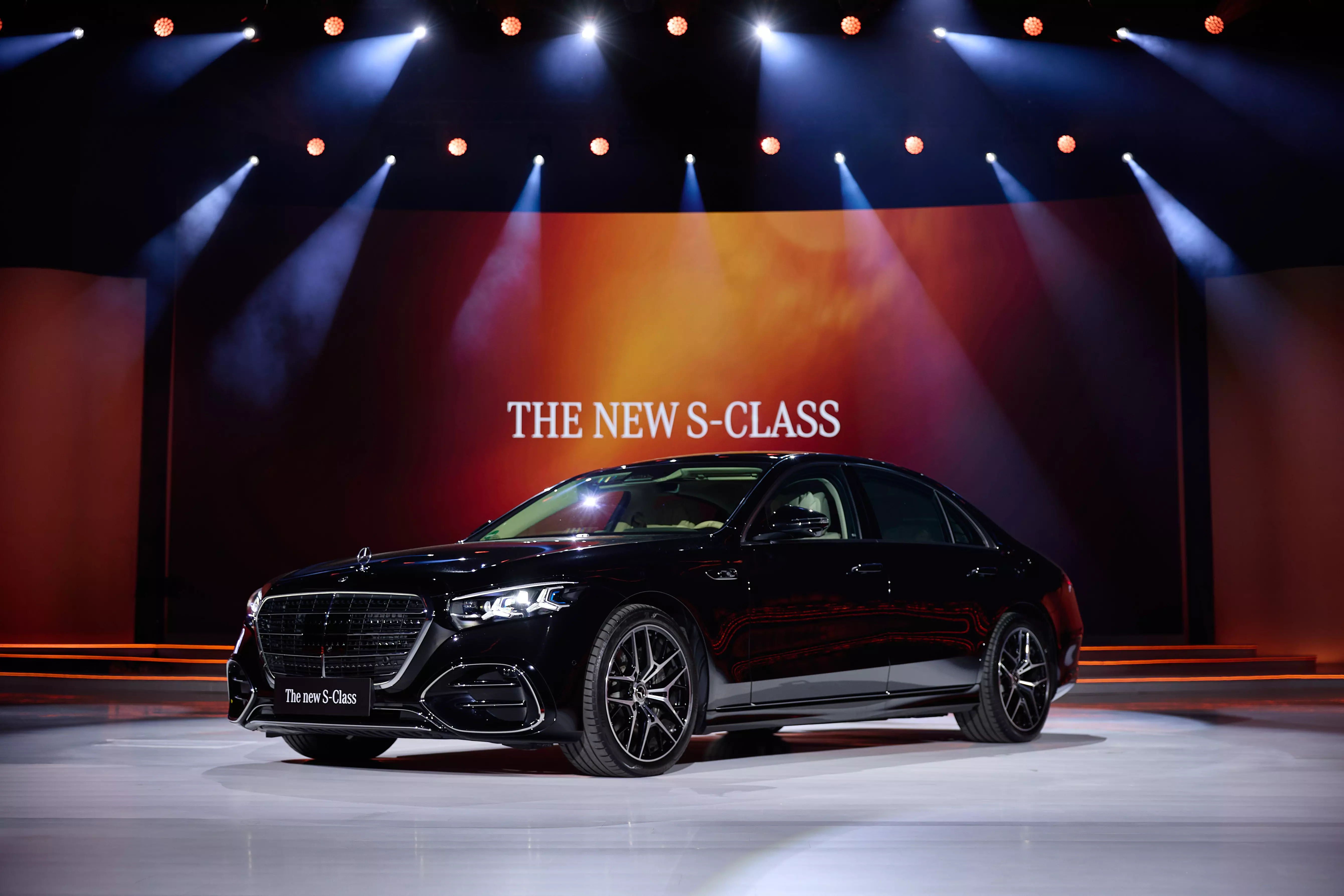 Mercedes-Benz Launches First Plug-In Hybrid S-Class In India At Rs 2.20 Crore Mercedes-Benz Launches First Plug-In Hybrid S-Class In India At Rs 2.20 Crore
