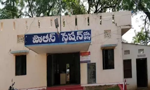 Kosgi: Gold Trader’s Son Booked Under SC/ ST Act For Abusing Housemaid Kosgi: Gold Trader’s Son Booked Under SC/ ST Act For Abusing Housemaid