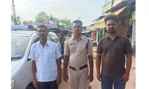 Odisha Police Rescue 2 Bonded Workers From Businessmans House In Tirupati Odisha Police Rescue 2 Bonded Workers From Businessmans House In Tirupati