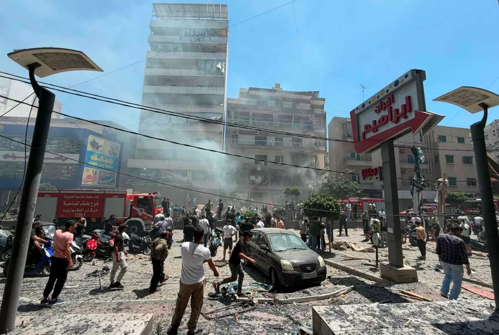 Israeli Airstrikes Hit South Lebanon Despite Peace Deal Israeli Airstrikes Hit South Lebanon Despite Peace Deal