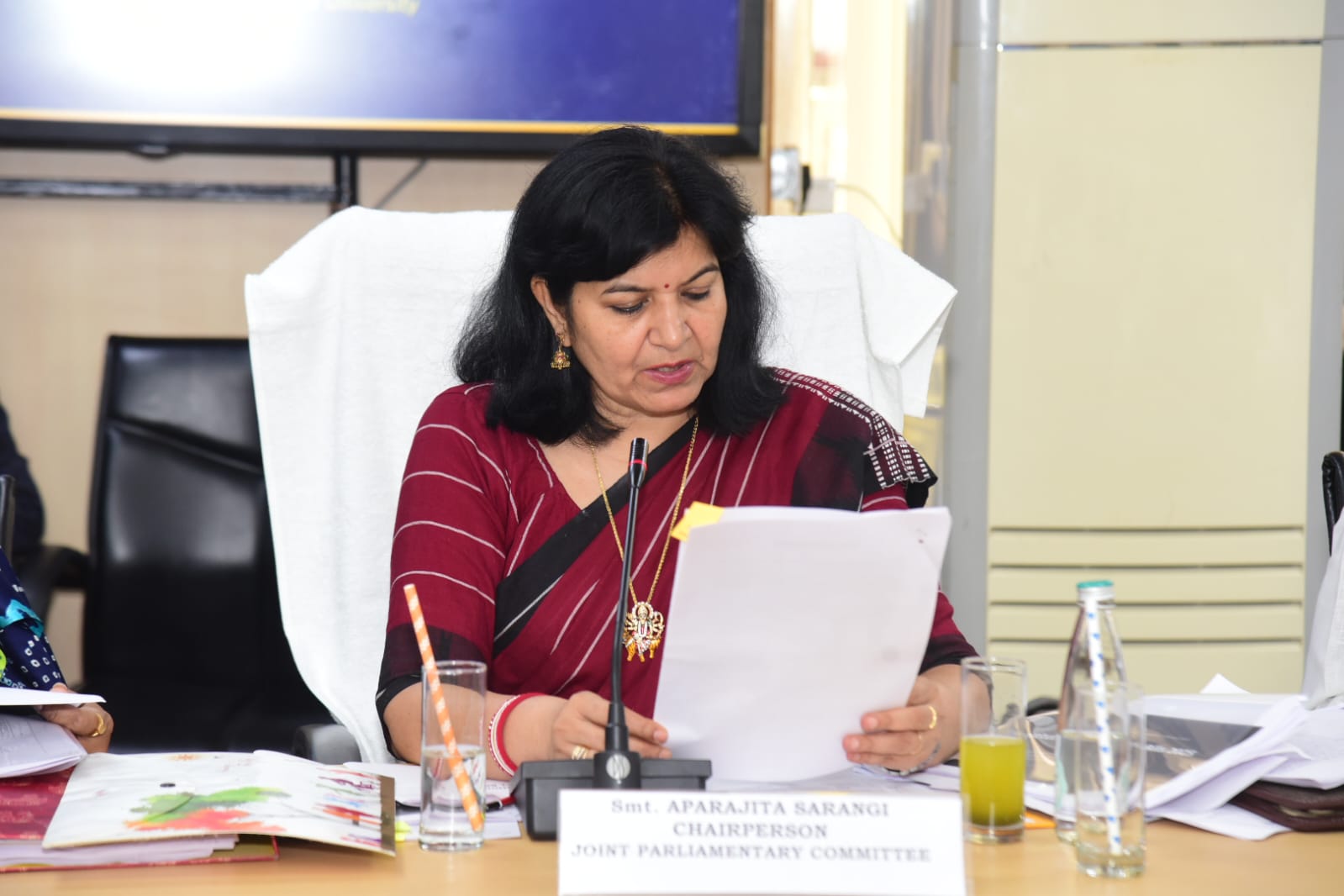 राजनीति को अपराधमुक्त बनाने वाले विधेयक को संयुक्त संसदीय समिति का समर्थन