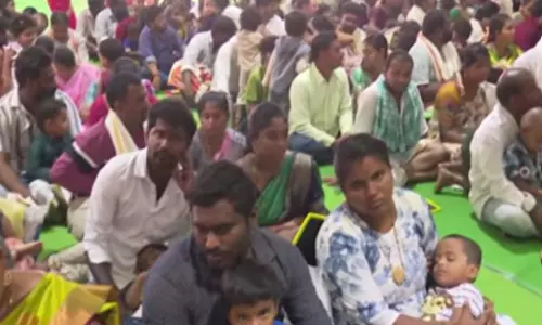 Mass Free Aksharabhyasam Held on Indrakeeladri Mass Free Aksharabhyasam Held on Indrakeeladri