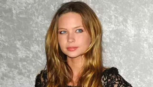 Lilo & Stitch Voice Actress Daveigh Chase Dies at 35 Lilo & Stitch Voice Actress Daveigh Chase Dies at 35