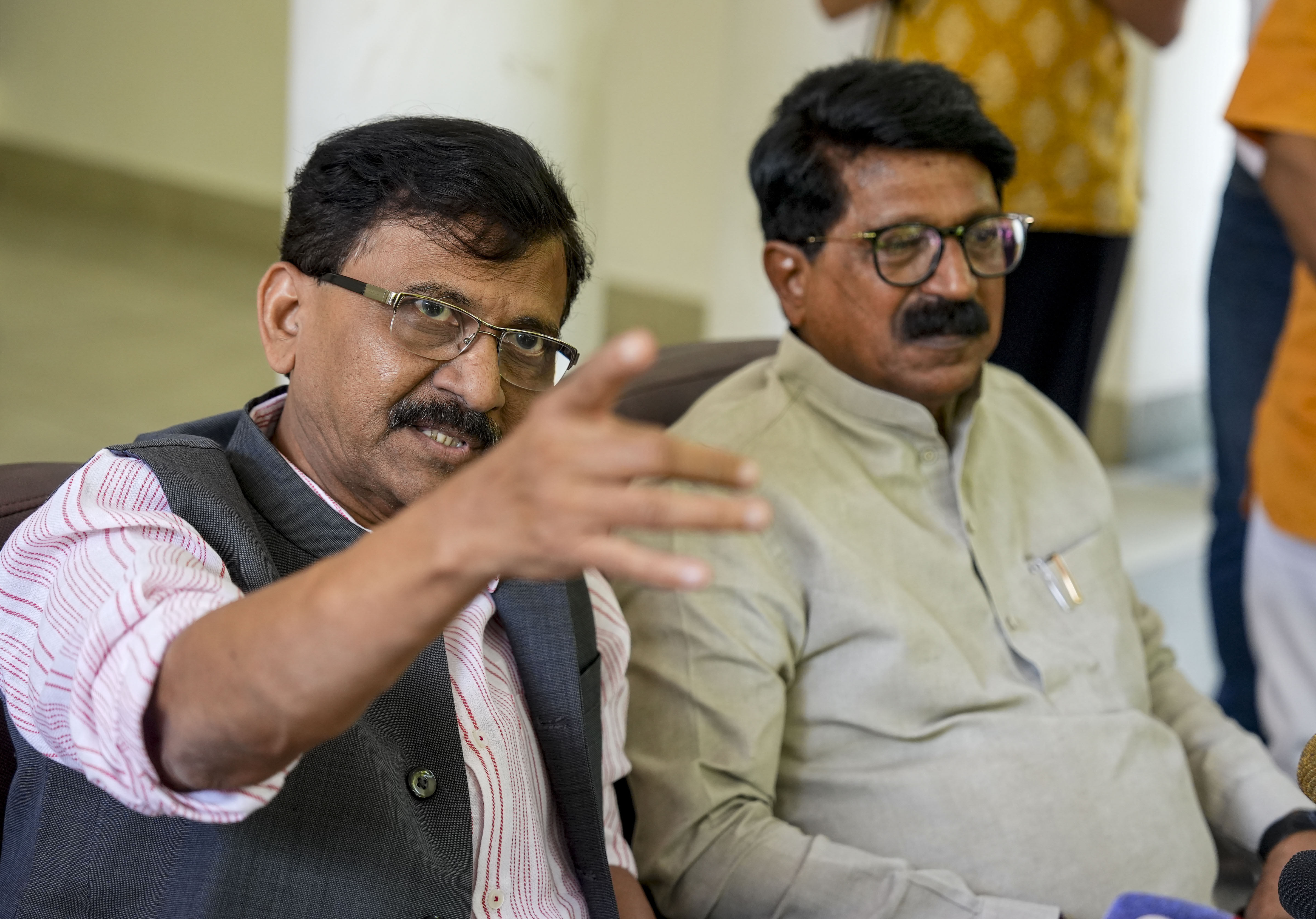 Rebel Sena(UBT) MPs Given Additional Rs 10 Cr : MP Sanjay Raut