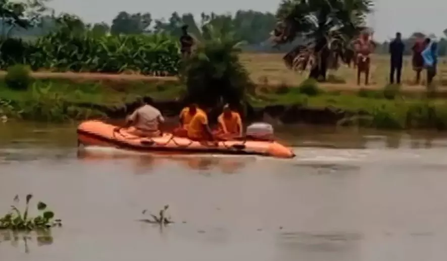 Youth Missing After Boat Capsizes During Survey In Odishas Bhadrak Youth Missing After Boat Capsizes During Survey In Odishas Bhadrak