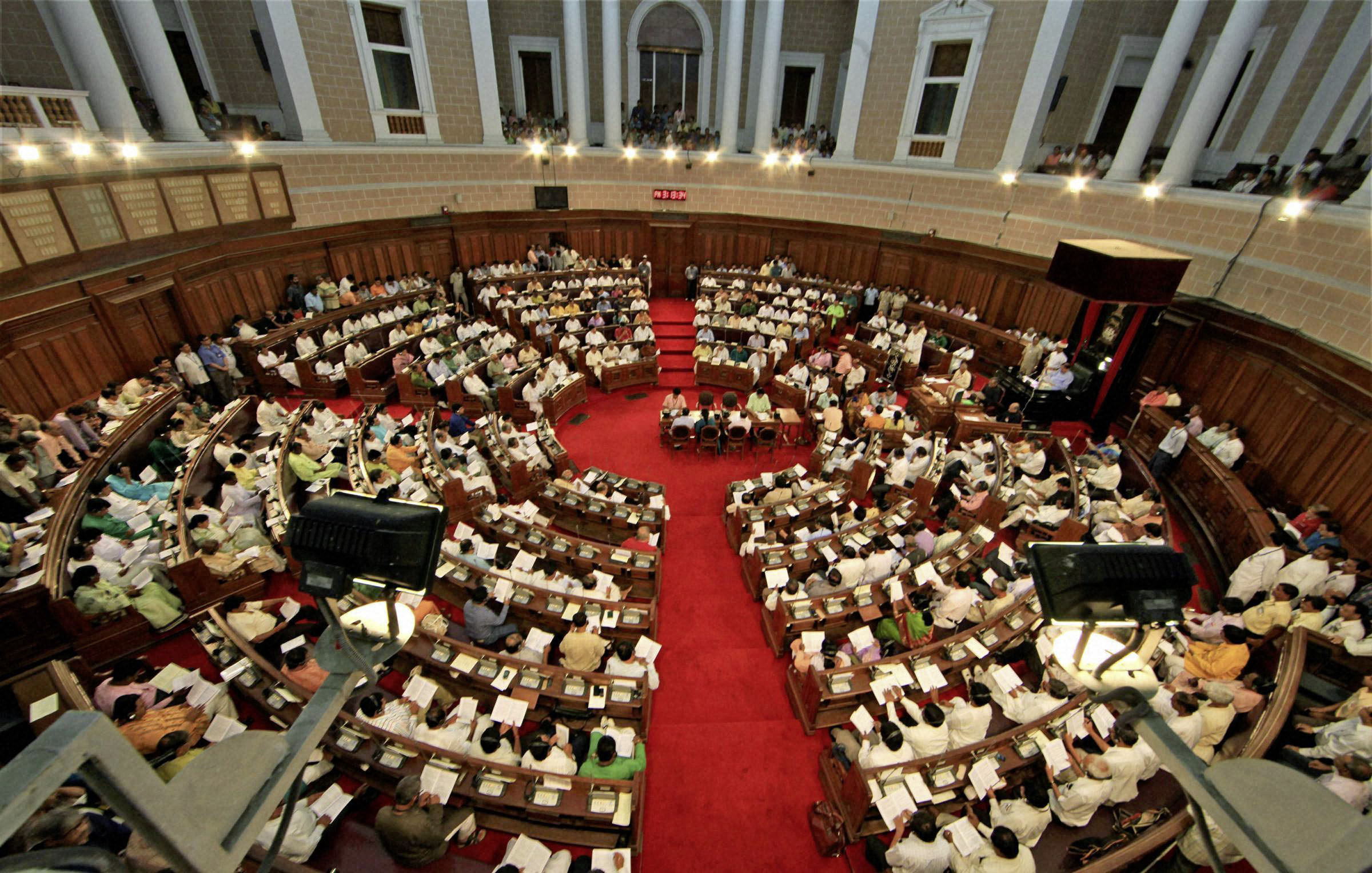 TMC Division Evident in Bengal Assembly Over Separate Opposition Seating