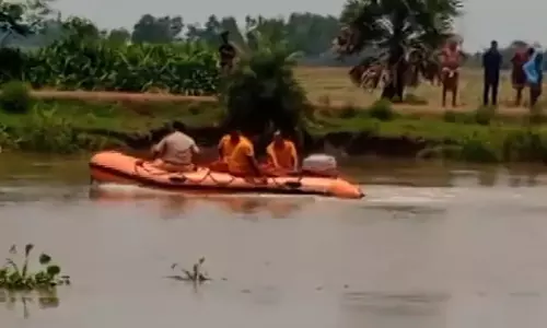 Youth Missing After Boat Capsizes During Survey In Odishas Bhadrak Youth Missing After Boat Capsizes During Survey In Odishas Bhadrak