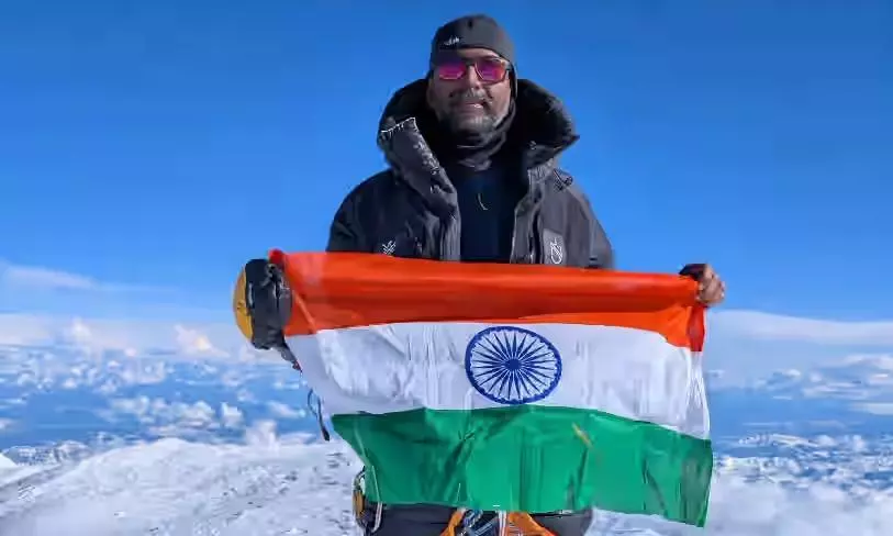 Hyderabad Doctor Successfully Scales Mt. Denali after 7 Summits Challenge Hyderabad Doctor Successfully Scales Mt. Denali after 7 Summits Challenge