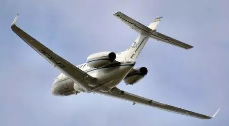 Sena-UBT Split: Rebels Fly to Delhi in Private Jets Sena-UBT Split: Rebels Fly to Delhi in Private Jets
