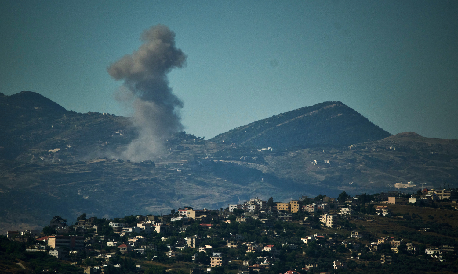 Israel, Hezbollah Agree to Lebanon Ceasefire Amid Tensions Over US-Iran Deal