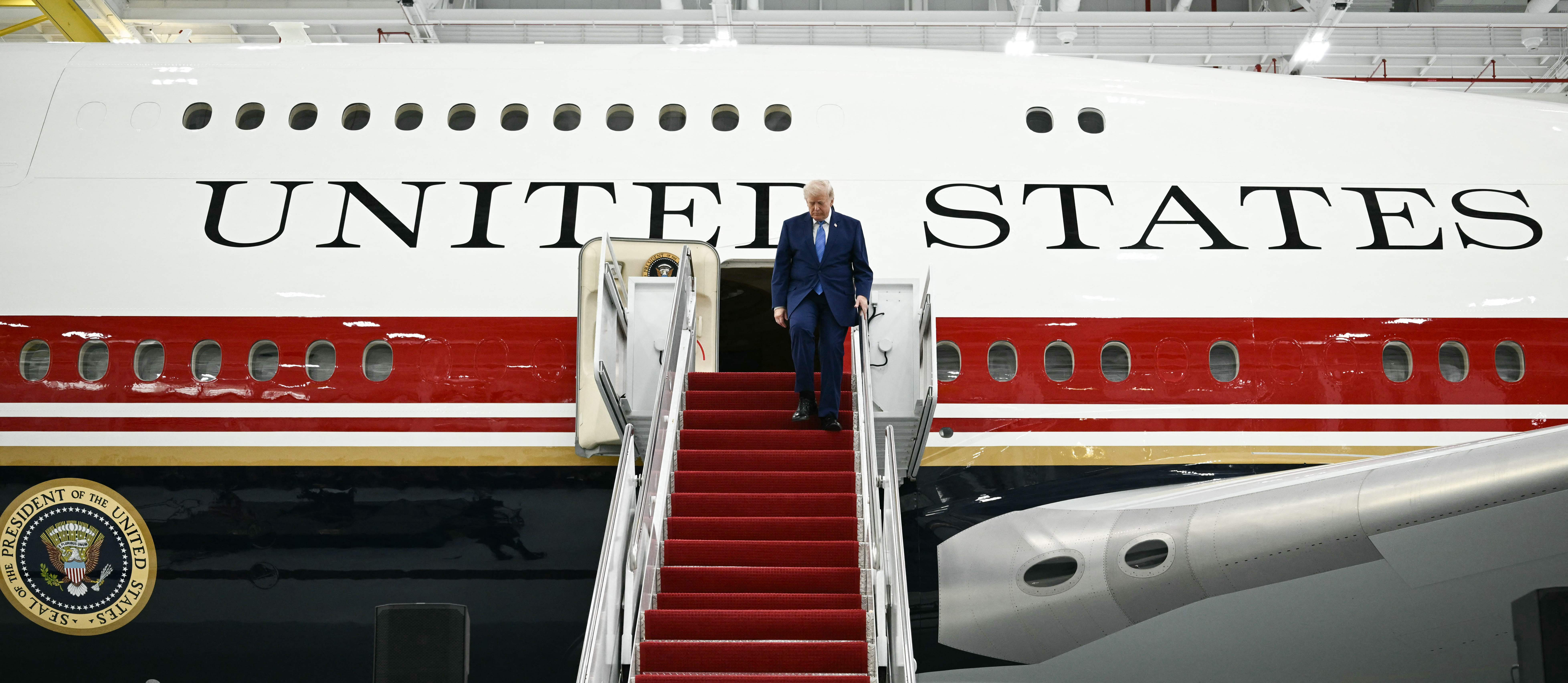 Trump Unveils New Air Force One, a Gift from Qatar