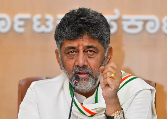 CM Shivakumar Pushes Single-Window System to Boost Coastal Tourism Investment CM Shivakumar Pushes Single-Window System to Boost Coastal Tourism Investment