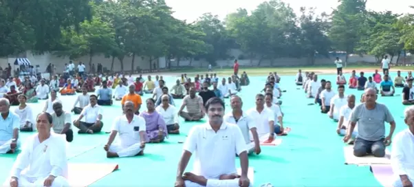 Senior Citizens Join Thematic Yoga Session Senior Citizens Join Thematic Yoga Session