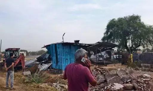 Ballari: Encroachment Cleared From 1.33 Acres Of Government Land In Havambavi Area Ballari: Encroachment Cleared From 1.33 Acres Of Government Land In Havambavi Area