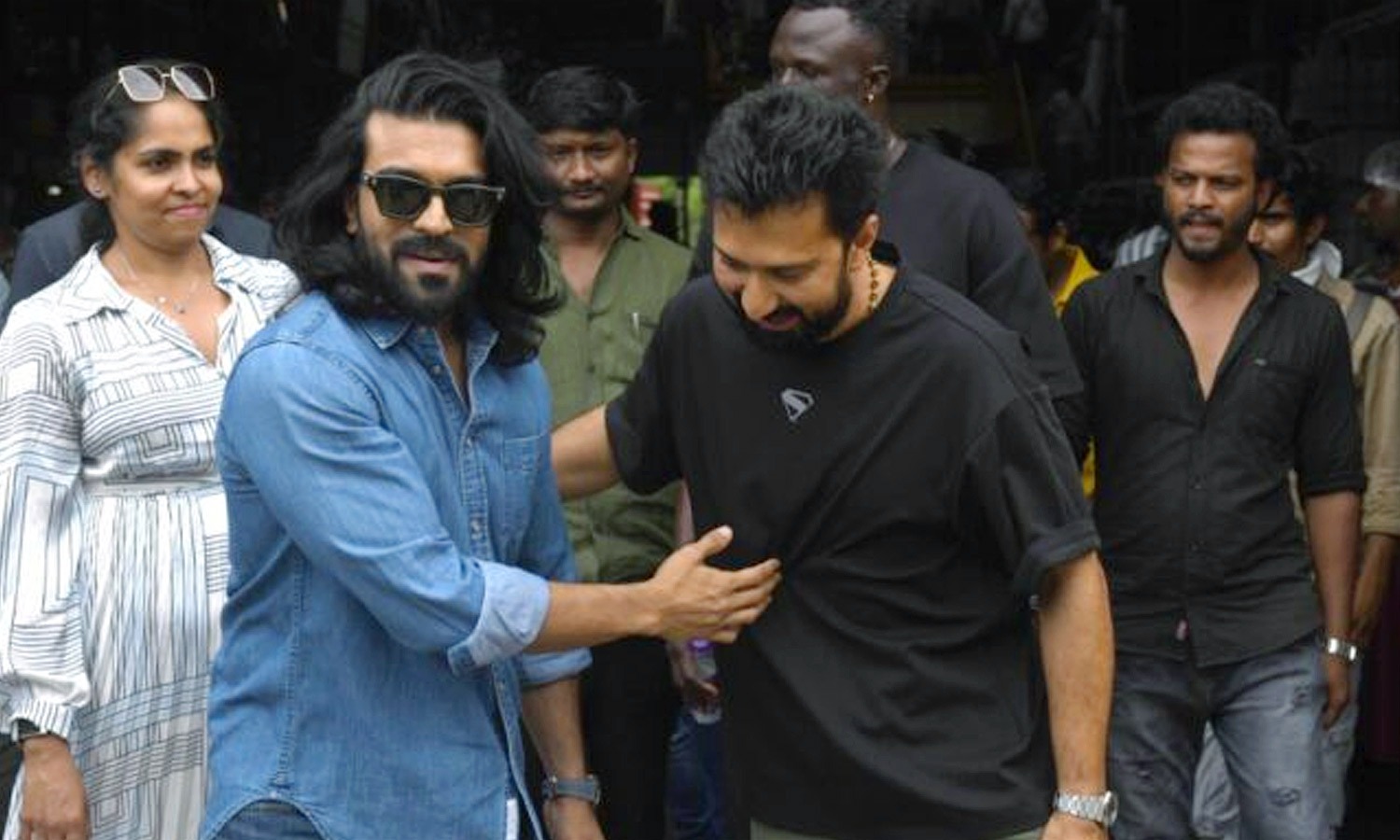 Actor Ram Charan Makes Surprise Visit to Father's Movie Set