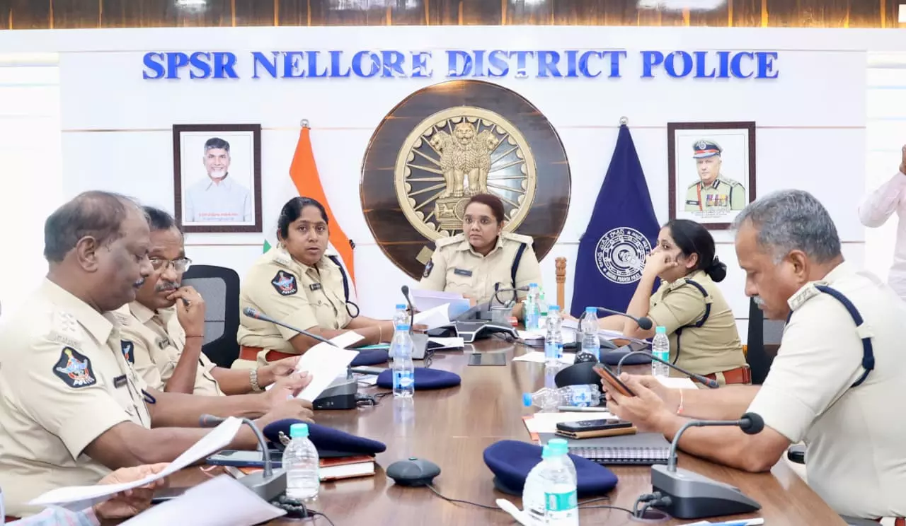 Nellore SP Reviews Security Arrangements For Bara Shaheed Dargah Rottela Panduga Nellore SP Reviews Security Arrangements For Bara Shaheed Dargah Rottela Panduga