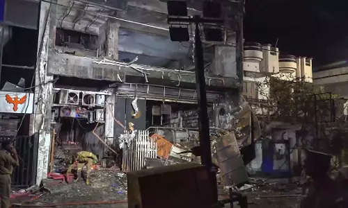 Lucknow Fire Mishap: Building Had Earlier Faced Demolition Lucknow Fire Mishap: Building Had Earlier Faced Demolition