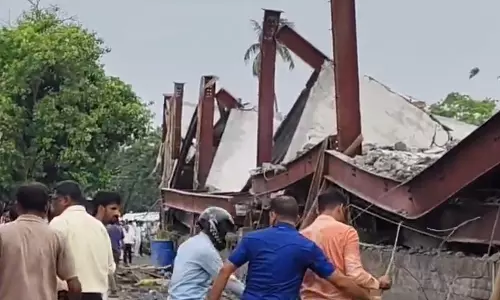 5 Dead, 18 Injured After Warehouse Collapses in Kolkata