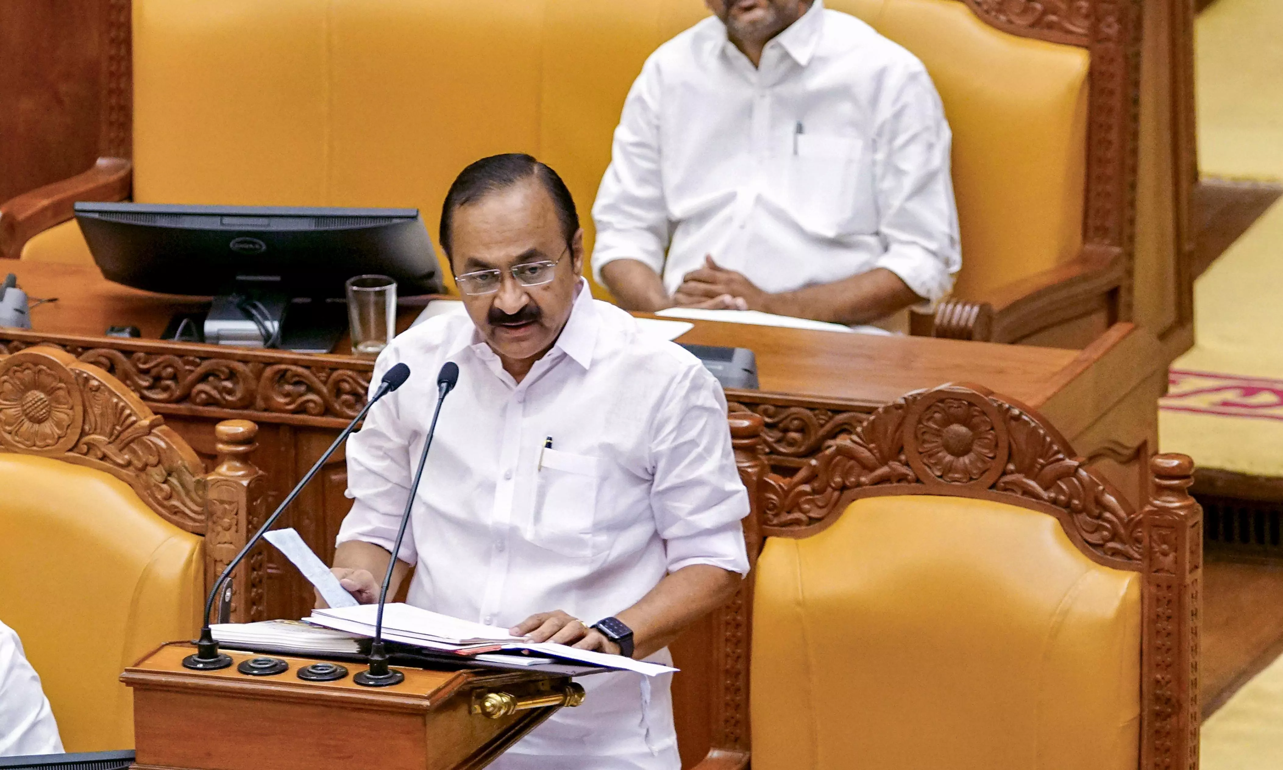 Satheesans Open Mic Remark in Assembly on Kuttanad Holiday Fuels Political Row Satheesans Open Mic Remark in Assembly on Kuttanad Holiday Fuels Political Row