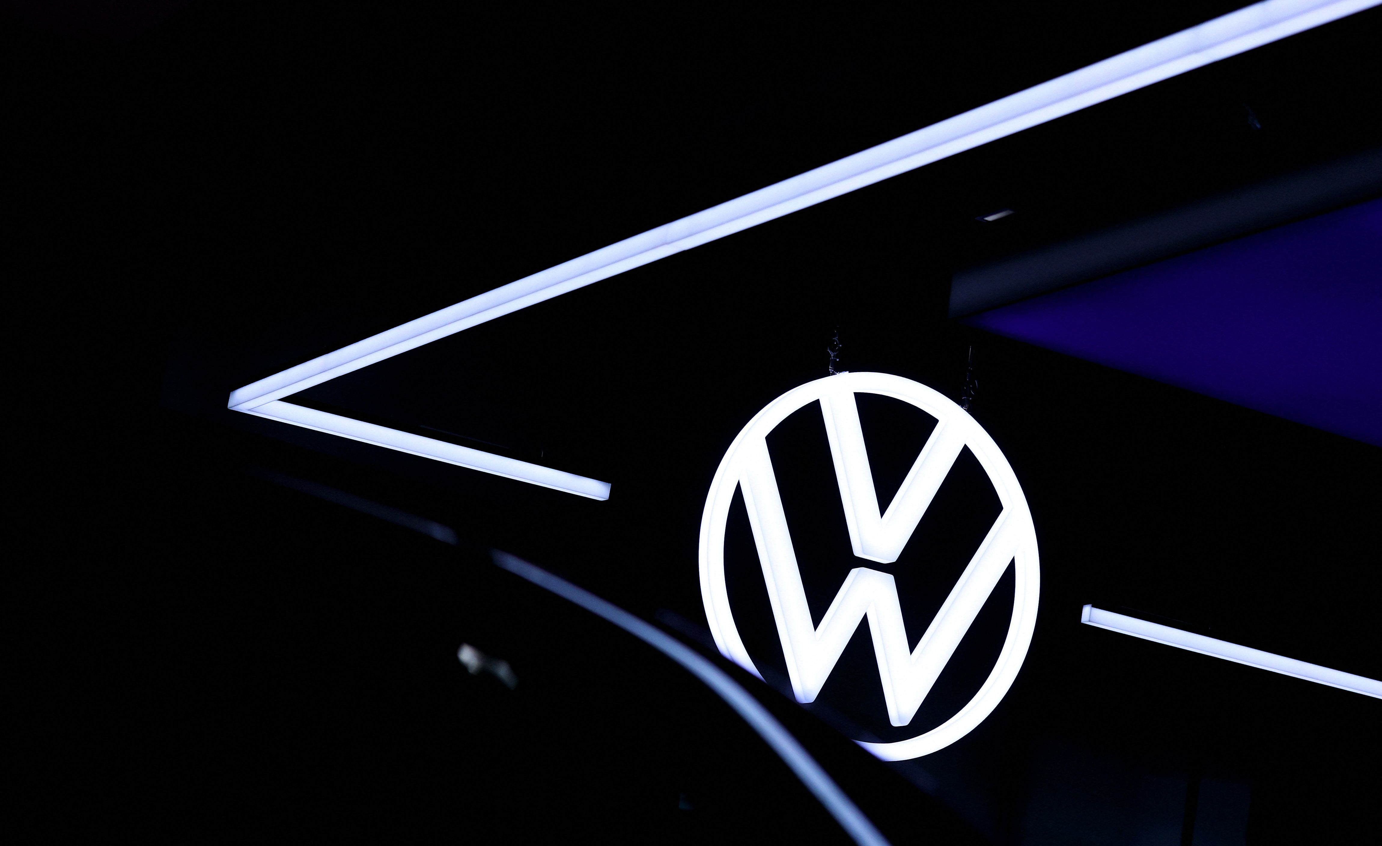 Volkswagen Weighs Closing Four German Plants and Cutting Up to 100,000 Jobs
