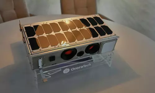 Suitcase-Sized Satellites Are Scanning For Greek Wildfires In A Global First